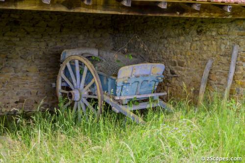 Old blue cart