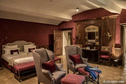 Chateau de Bagnols Bedroom