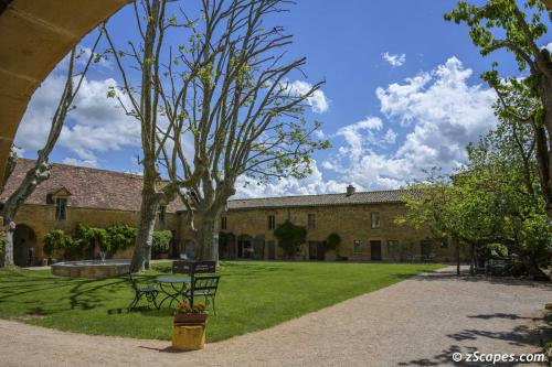 Chateau de Bagnols Courtyard