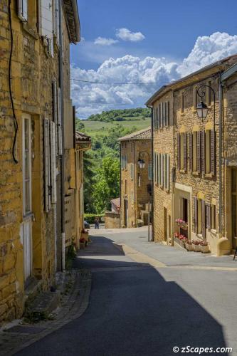 Thieze Alleyway
