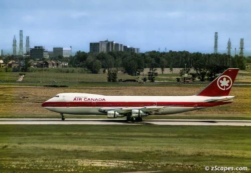Air Canada B747-133