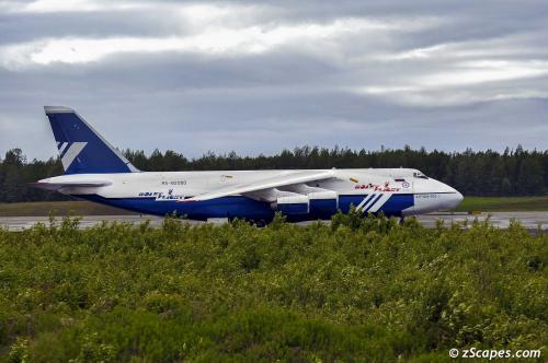 Poletair An124 2011