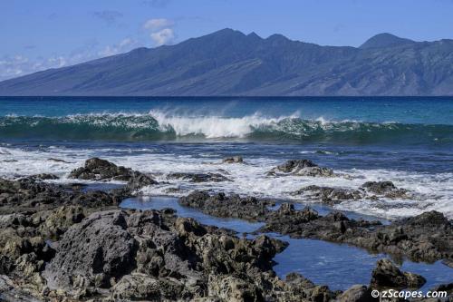 Napali surf with Molokai